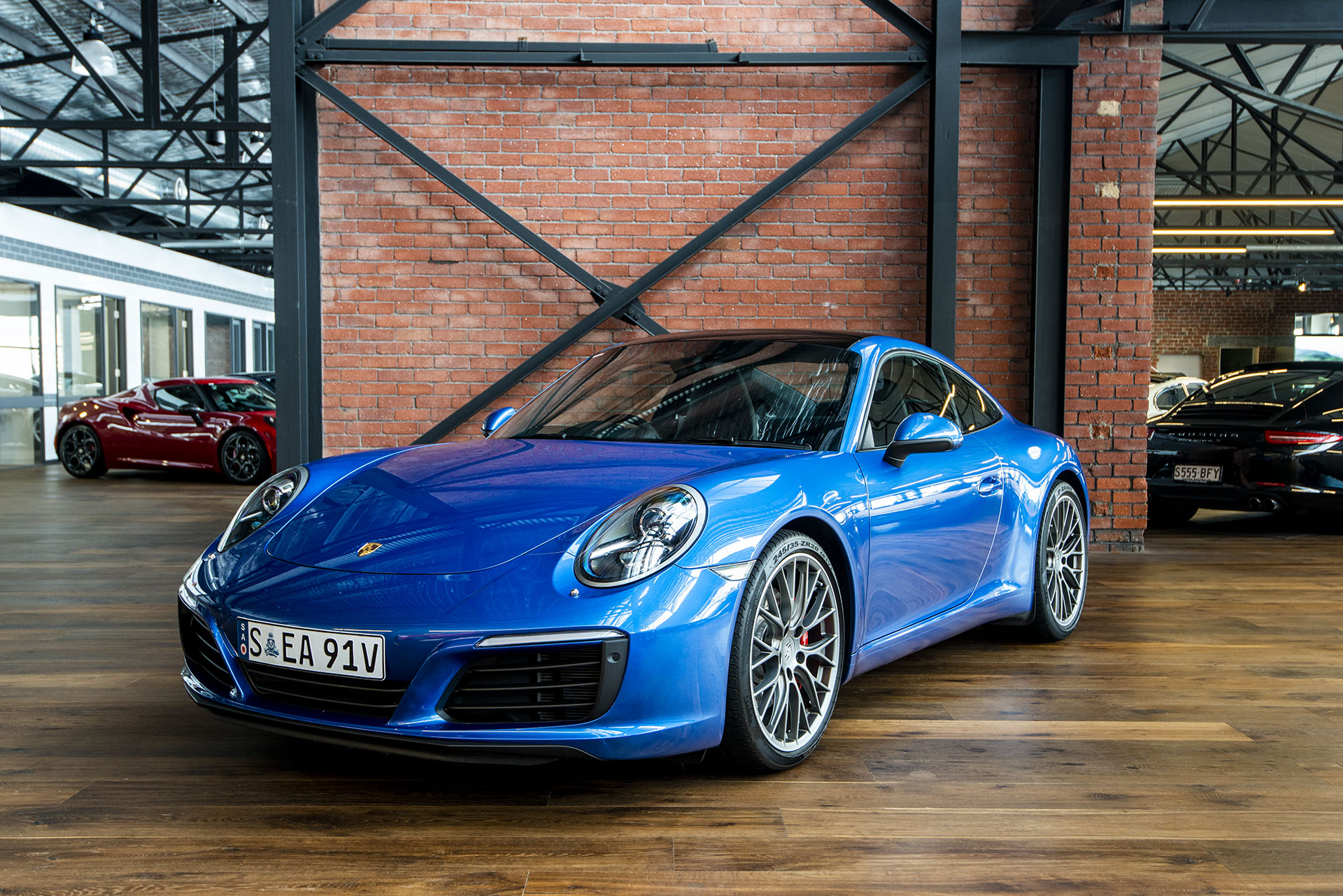 Porsche 991 Carrera S blue (24) Richmonds Classic and