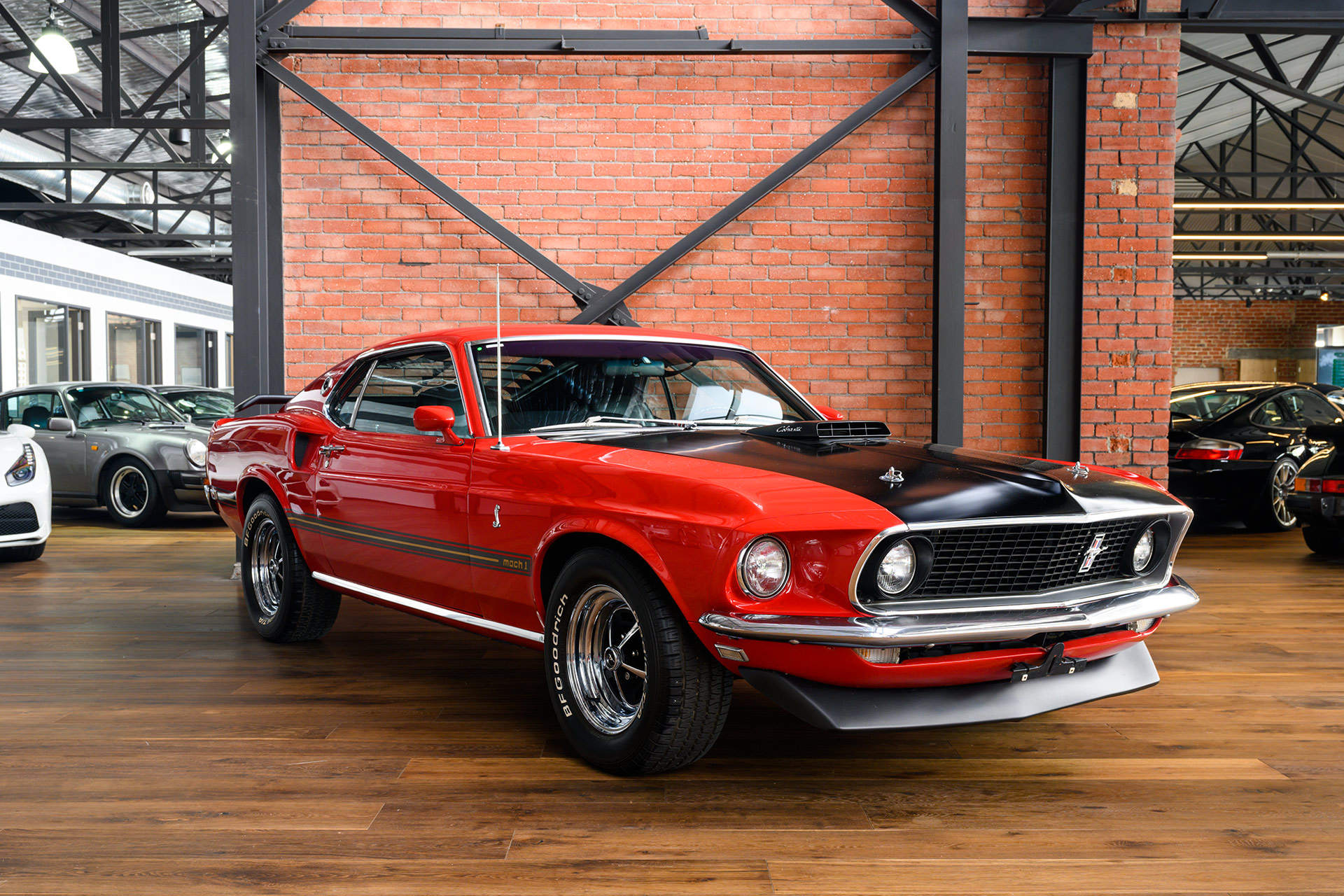 1969 Ford Mustang Mach 1 428 Cobra Jet - Richmonds - Classic and Prestige Cars - Storage and