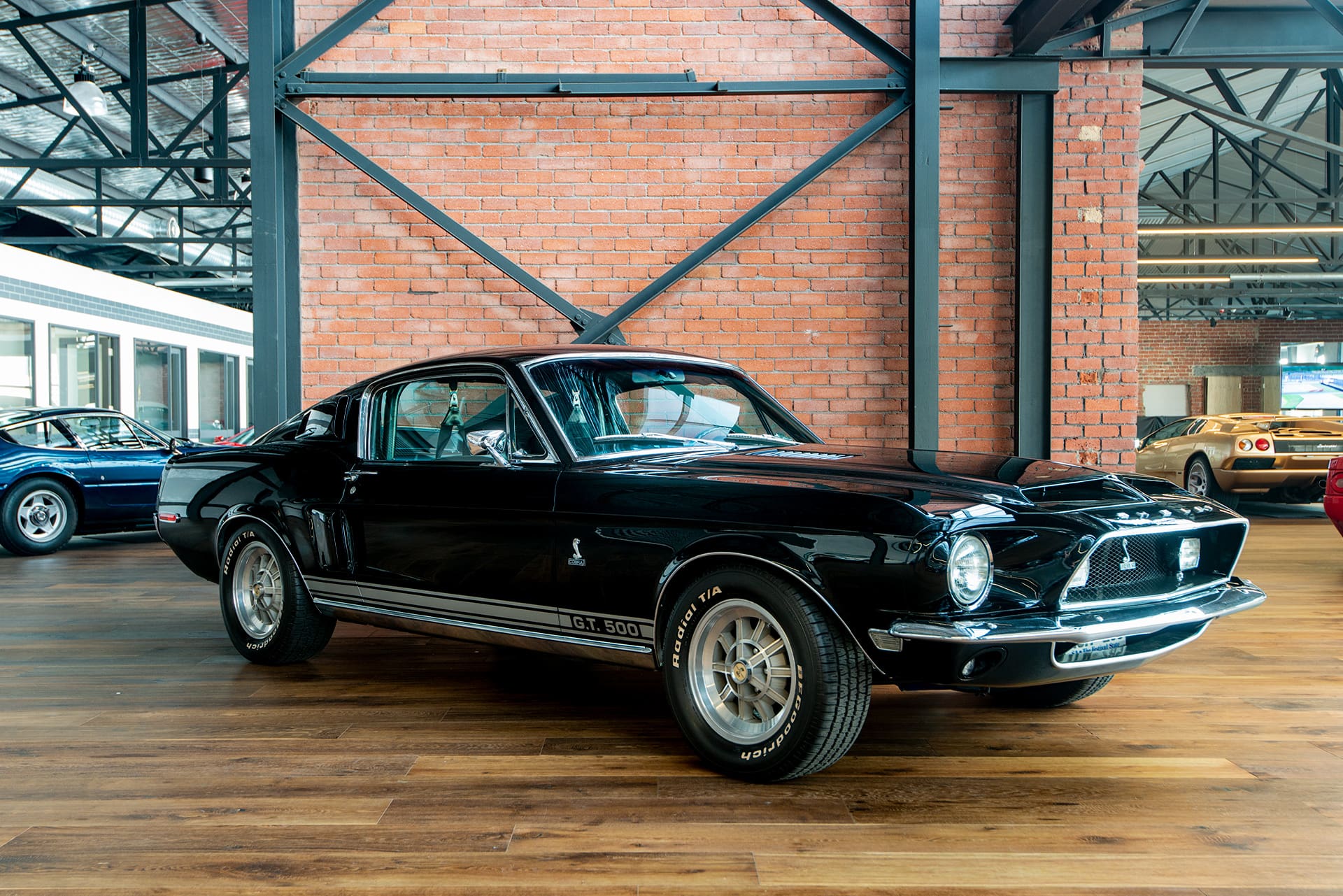 Ford Mustang Shelby Gt500 2 Richmonds Classic And Prestige Cars