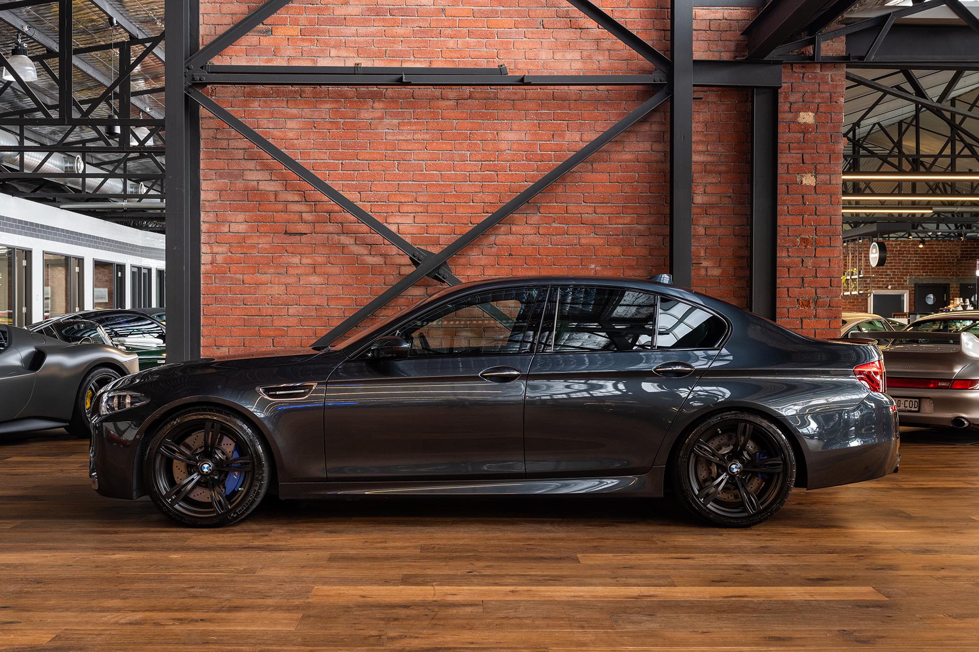 2015 BMW M5 (F10)